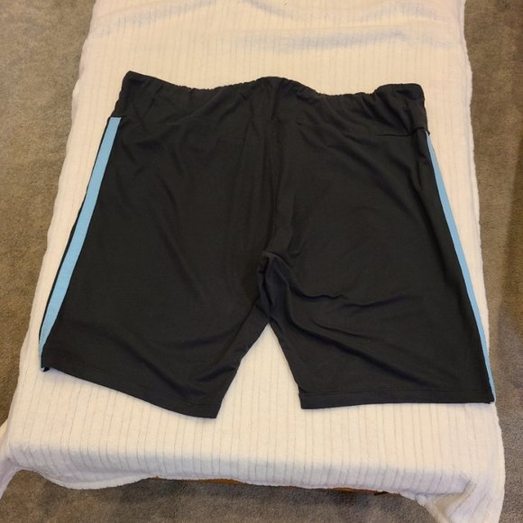 Disneyland Bike Shorts - Picture 4 of 10